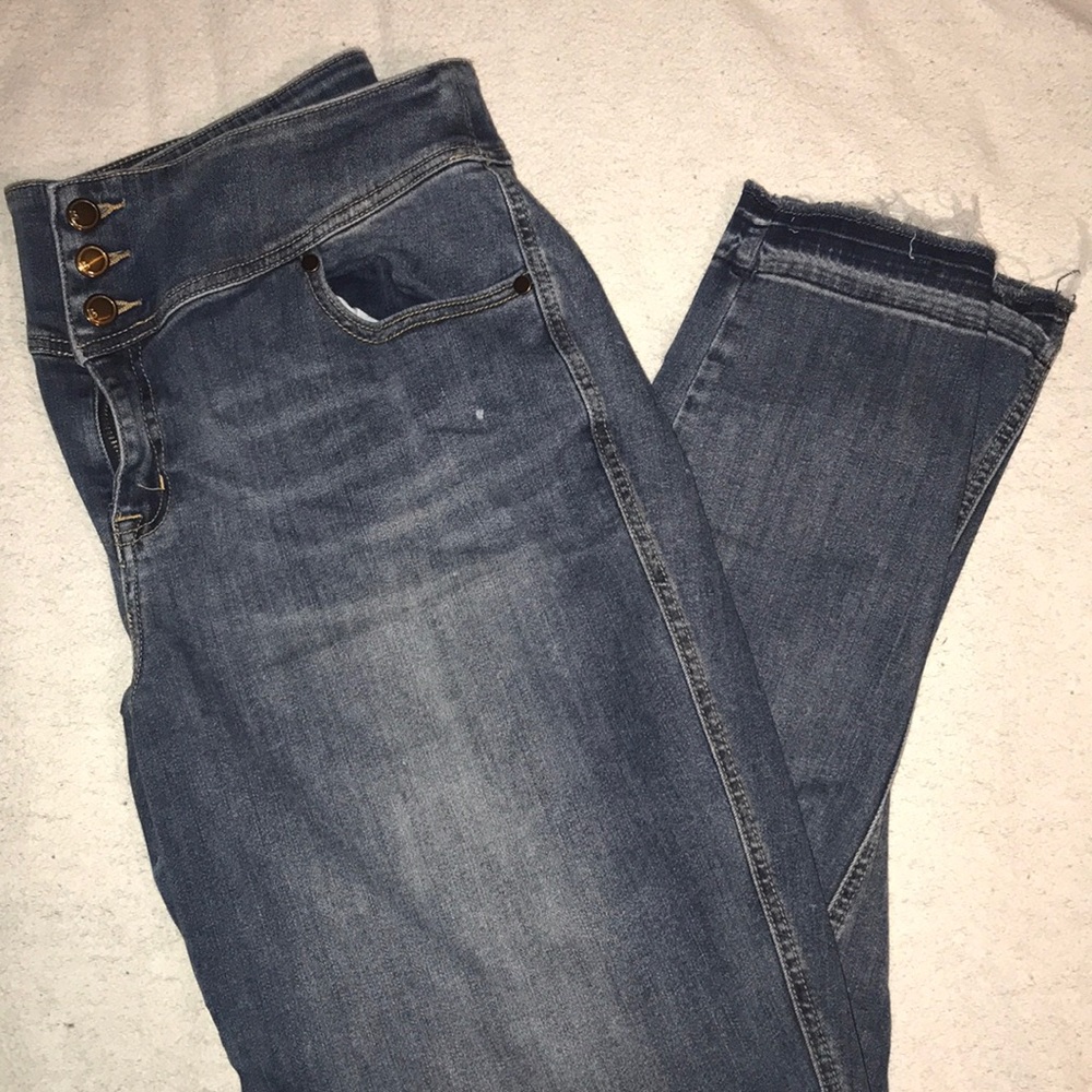 Women’s jeans